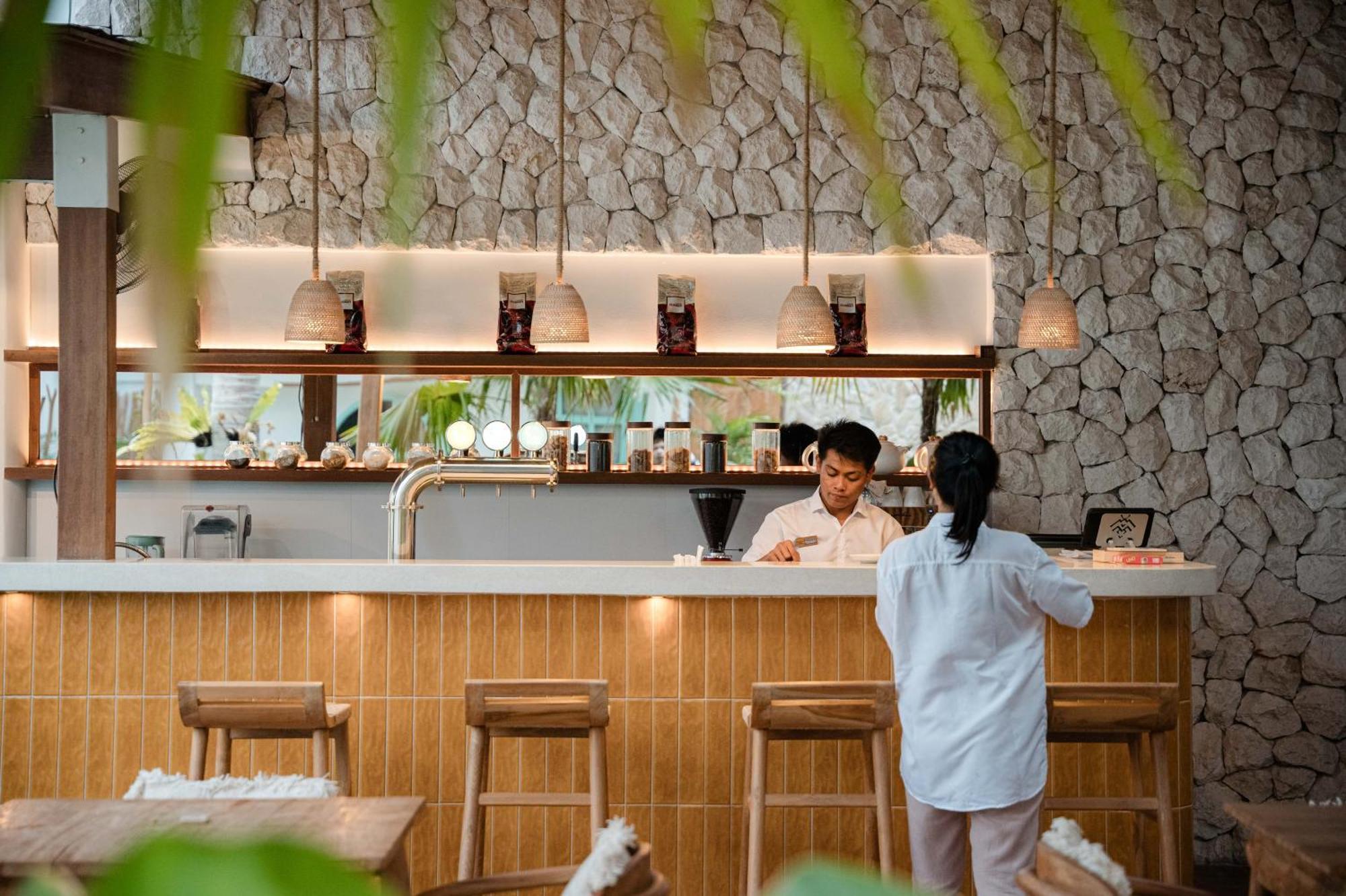 Quma Hotel กีลีตราวางัน ภายนอก รูปภาพ